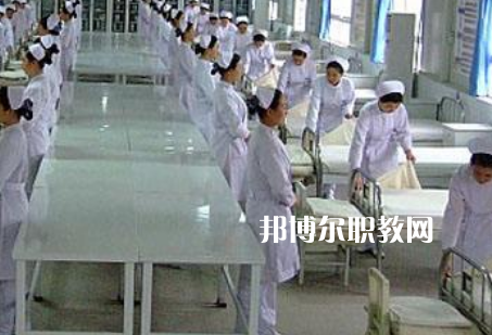 甘肅省中醫(yī)學(xué)校2022年報(bào)名條件、招生要求、招生對象