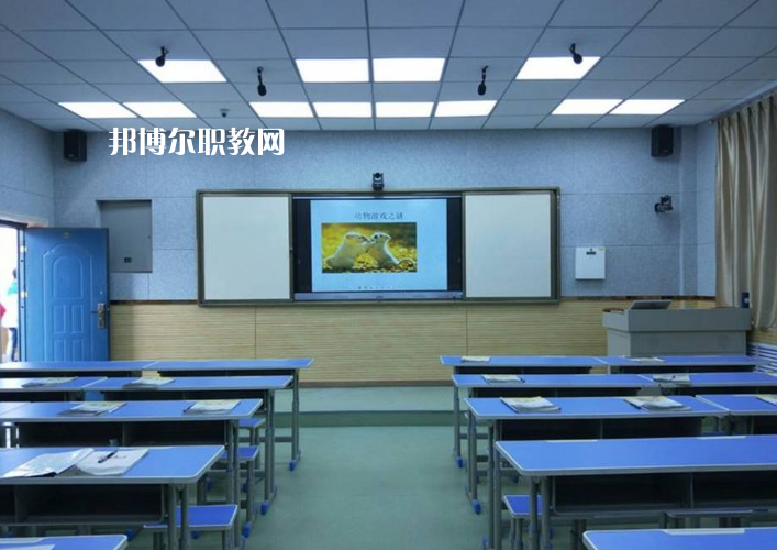 楊陵區(qū)職業(yè)教育中心2022年報(bào)名條件、招生要求、招生對(duì)象