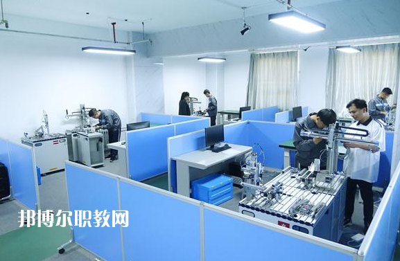 滄縣職業(yè)技術(shù)教育中心2022年報(bào)名條件、招生要求、招生對象