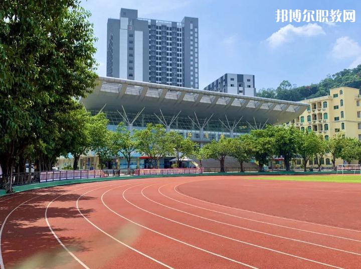 云南中醫(yī)藥中等專業(yè)學校2022年報名條件、招生要求、招生對象