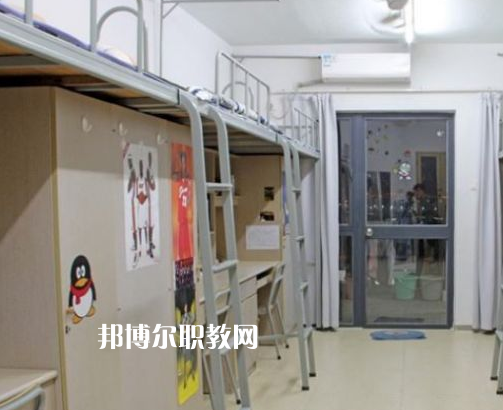 勐?？h職業(yè)高級中學(xué)2022年宿舍條件