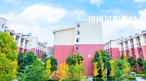 黔東南中等職業(yè)技術(shù)學(xué)校2022年學(xué)費(fèi)、收費(fèi)多少