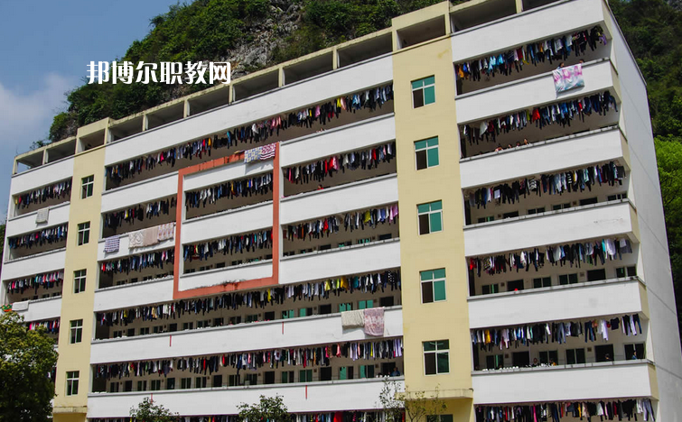 河池衛(wèi)生學(xué)校怎么樣、好不好