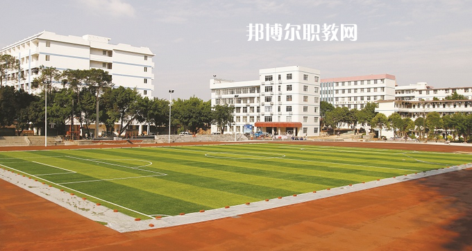 廣西工業(yè)技師學(xué)院2022年報(bào)名條件、招生要求、招生對(duì)象