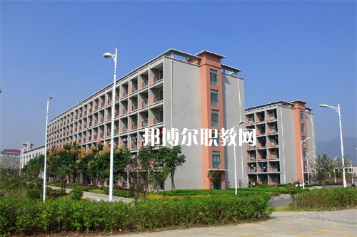 昆明晉寧區(qū)職業(yè)高級中學(xué)2022年學(xué)費、收費多少