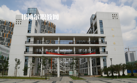 南寧衛(wèi)生學校怎么樣、好不好