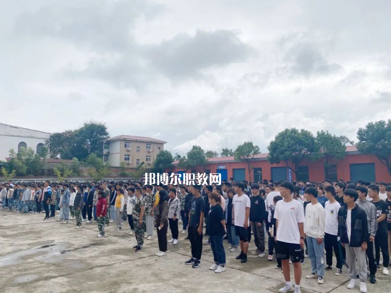 銅陵智通職業(yè)技術(shù)學(xué)校2022年報(bào)名條件、招生要求、招生對象