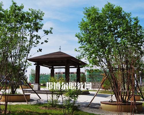 靈山職業(yè)技術(shù)學校2022年報名條件、招生要求、招生對象