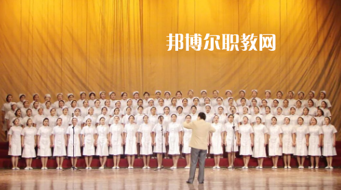 新疆石河子衛(wèi)生學(xué)校2022年報名條件、招生要求、招生對象