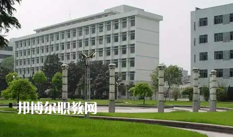 湖北旅游學(xué)校2022年報(bào)名條件、招生要求、招生對(duì)象