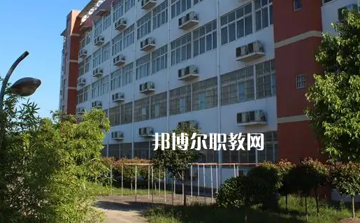 湖北現(xiàn)代技術(shù)學(xué)校2022年報(bào)名條件、招生要求、招生對(duì)象
