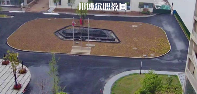 鄭州機(jī)電工業(yè)技工學(xué)校地址在哪里，哪個(gè)地區(qū)，哪個(gè)城市?