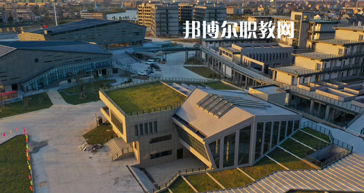 臺州第一技師學(xué)院地址在哪里，哪個地區(qū)，哪個城市?