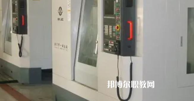 陜西秦嶺航空電氣有限責(zé)任公司技工學(xué)校地址，乘車路線