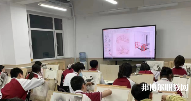 石家莊市張麗美術(shù)中等專業(yè)學(xué)校地址，乘車路線