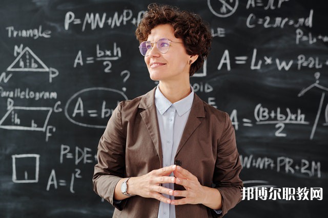 西安藍(lán)天科技學(xué)校有哪些招生專(zhuān)業(yè)（2023年）