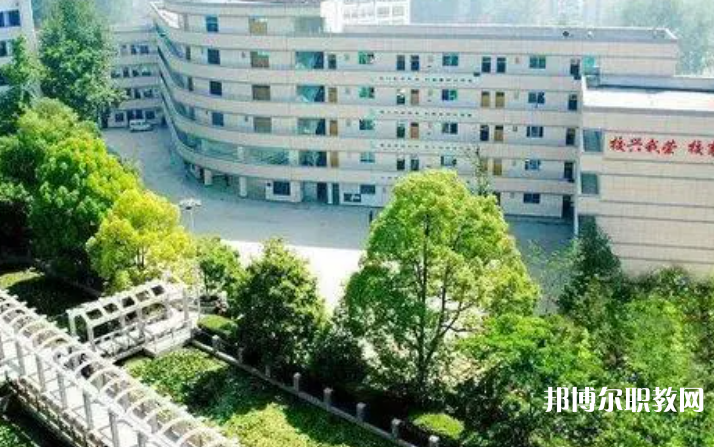 貴陽(yáng)市烏當(dāng)區(qū)中等職業(yè)學(xué)校怎么樣、好不好