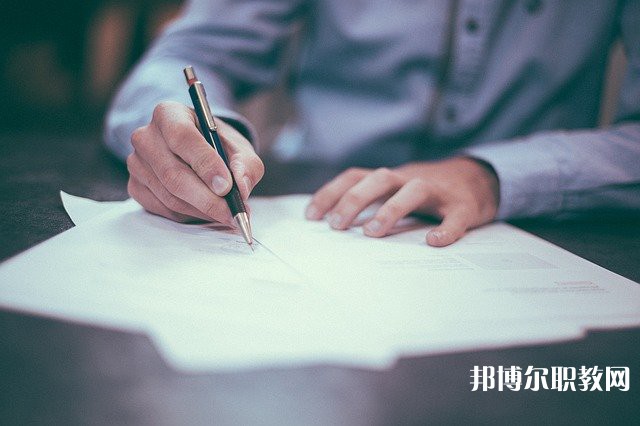 湖北哪里的中職學(xué)校能讀汽車(chē)檢測(cè)與維修專(zhuān)業(yè)